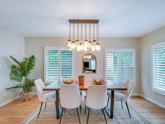 3rd image of 12443 Stanwood Pl
