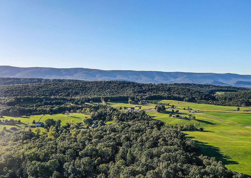 Aerial view of surroundings