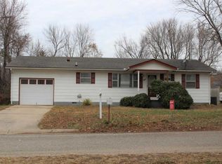 104 Gumm, Carterville, MO 64835