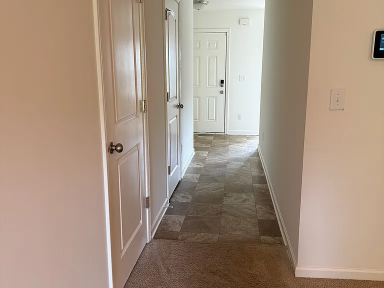 6243 Ellenwood Dr — Photo 20