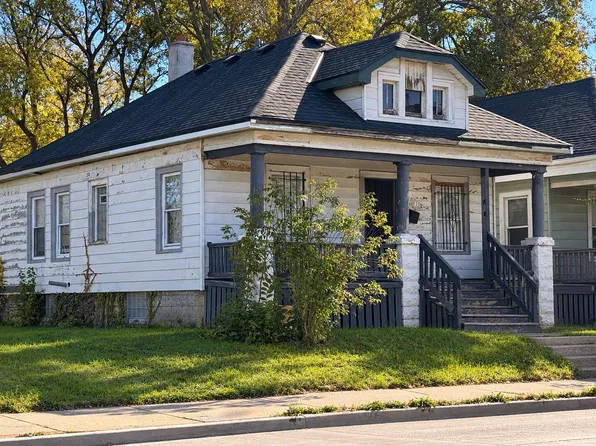 2832 N 35th STREET, Milwaukee, WI 53210