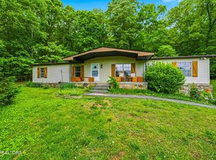 1440 Oren White Rd, Lenoir City, TN 37771