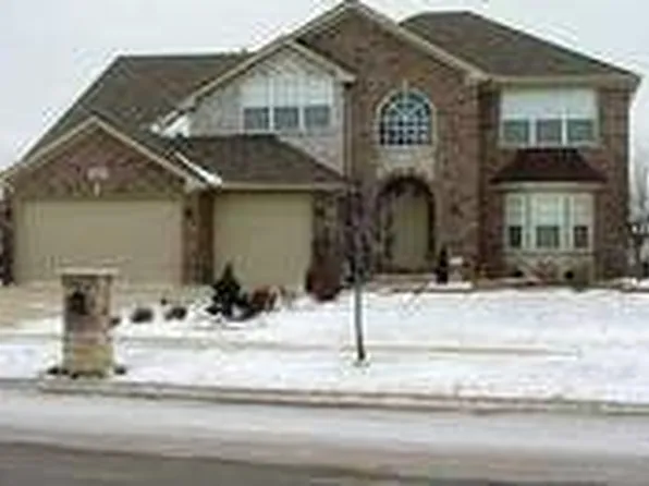 12813 S Skyline Dr, Plainfield, IL 60585