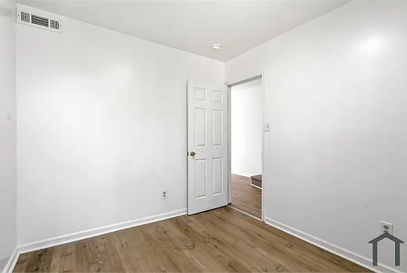 4035 Green St #3 — Photo 7