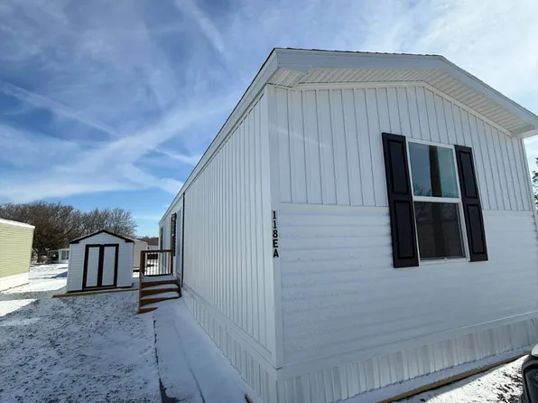 118 E Arlington Dr, Somerset, PA 15501