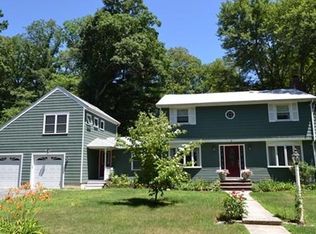 1 Sarah St, Burlington, MA 01803