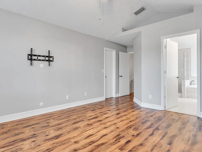 11804 Branch Mooring Dr — Photo 25