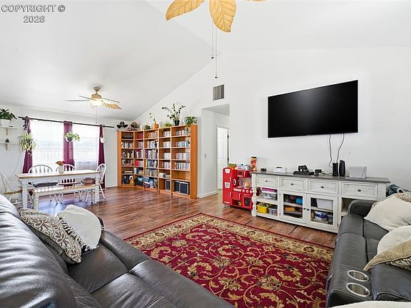 3rd image of 575 11th St