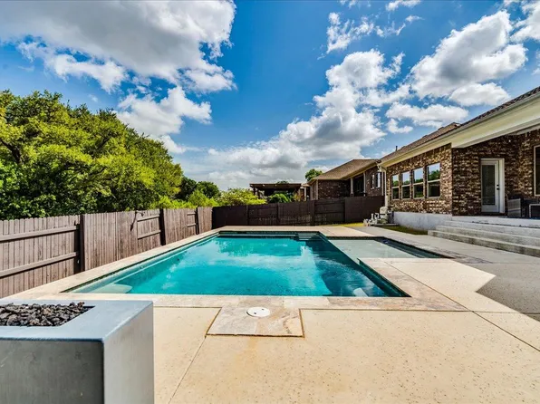 221 Clear Water Way, Kyle, TX 78640