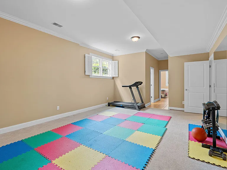 9640 Mitchell Pl — Photo 34