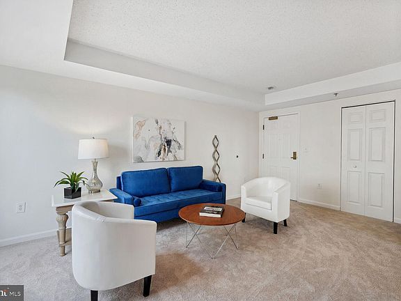 4th image of 900 N Taylor St APT 1804