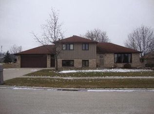 13221 W Pine Grove Ct, Homer Glen, IL