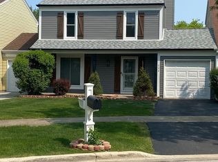 724 74th St, Downers Grove, IL 60516