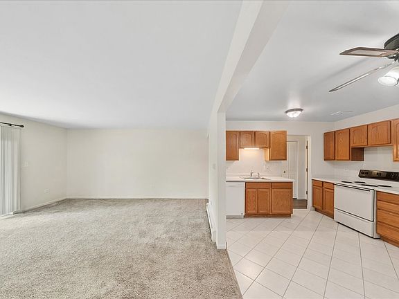 5th image of 7425 Brookdale Dr APT 113