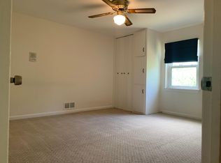 2238 N Underwood St, Falls Church, VA 22043