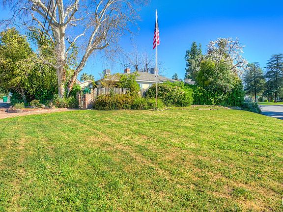 4th image of 3003 Alta Vista Dr