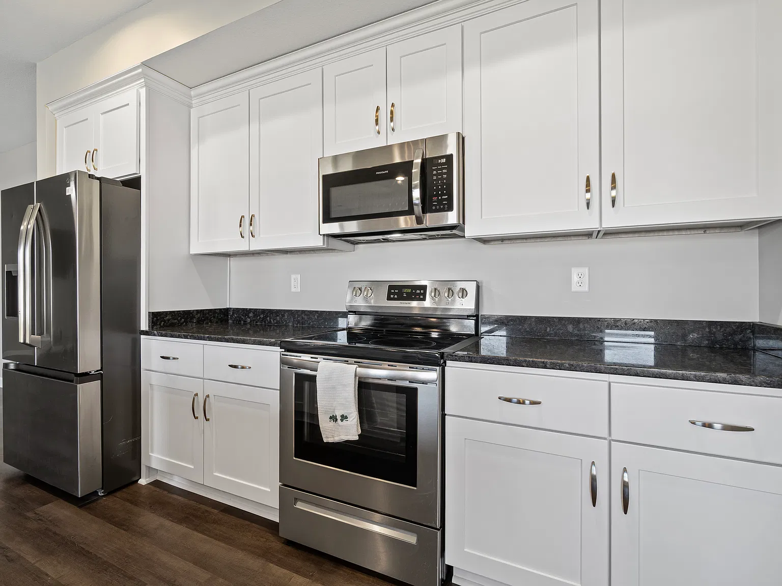 304 Sailors Way — Photo 3
