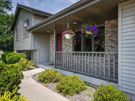 4th image of 2306 Stonefield Ln