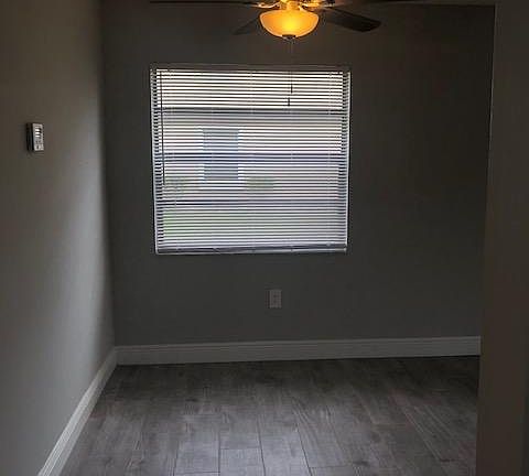 3rd image of 1064 Mollie Ln
