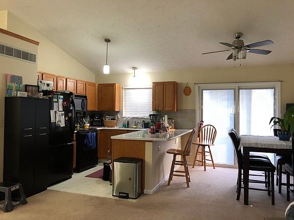 3rd image of 613 Remway Dr