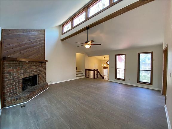 5th image of 8523 Colony Club Dr