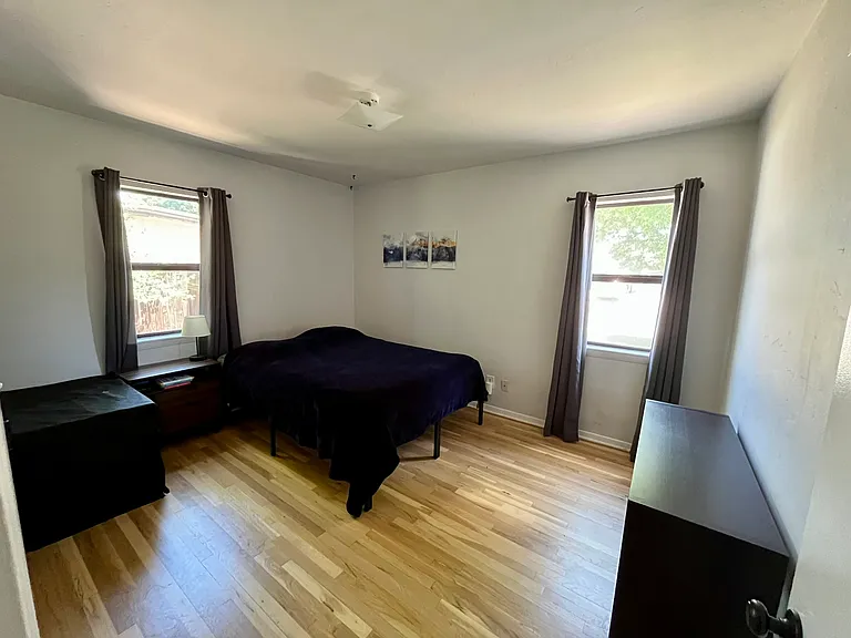 1655 S Newton St — Photo 15