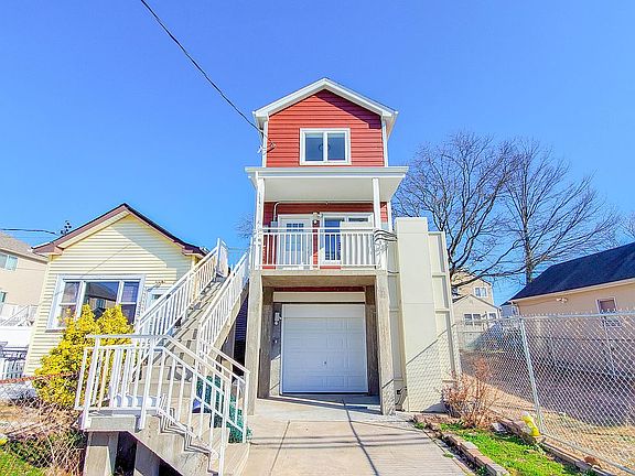 2nd image of 174 Kiswick St