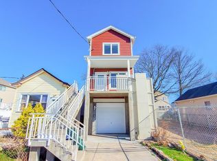 174 Kiswick St, Staten Island, NY 10306