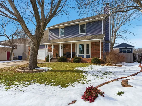 10022 W Yosemite Ct, Wichita, KS 67215