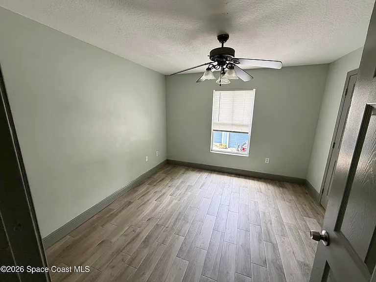 915 Twisting Branch Ct — Photo 21