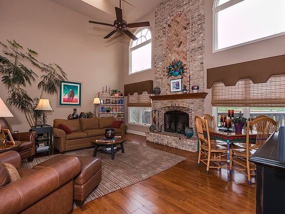5th image of 16319 Audubon Village Dr