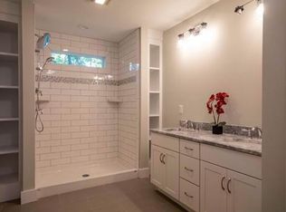 40 Overlook Rd, Marblehead, MA 01945