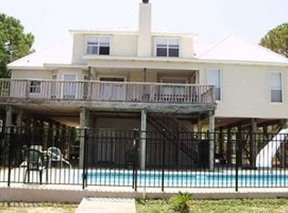 504 Buchanan Dr, Dauphin Island, AL 36528