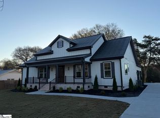 123 Bangor St, Mauldin, SC 29662