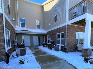 1745 Welland St, Howell, MI 48855
