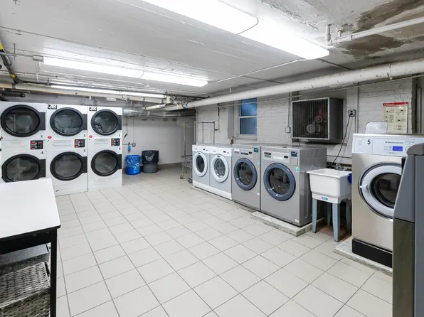 83-10 35th Avenue image 11 of 18