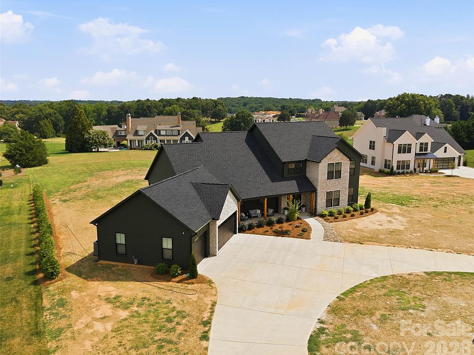 1st image of 1055 Rolling Meadows Dr