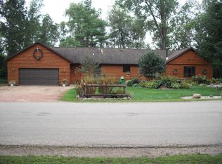 W8403 Rustic Dr, Clintonville, WI 54929