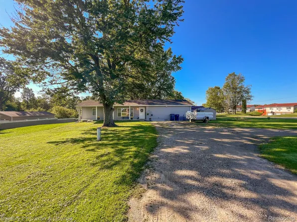 36410 Bordman Rd, Richmond, MI 48062