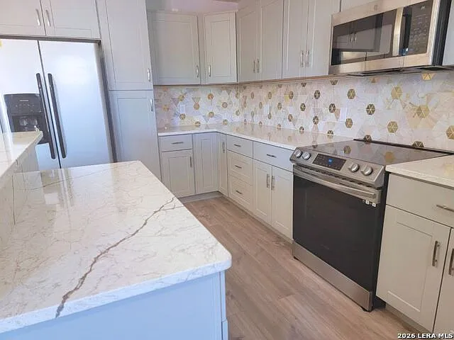7714 Cortland Oak — Photo 3