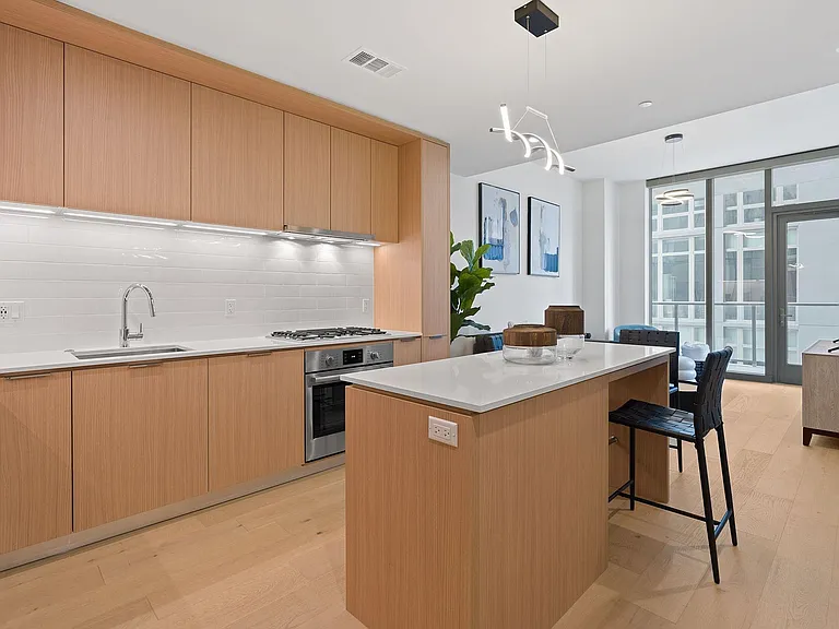 44 East Ave #1902 — Photo 1