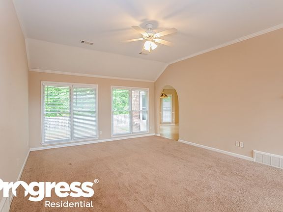 3rd image of 1463 Far Dr