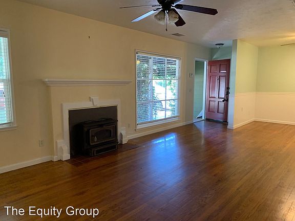 3rd image of 2539 E College Ave