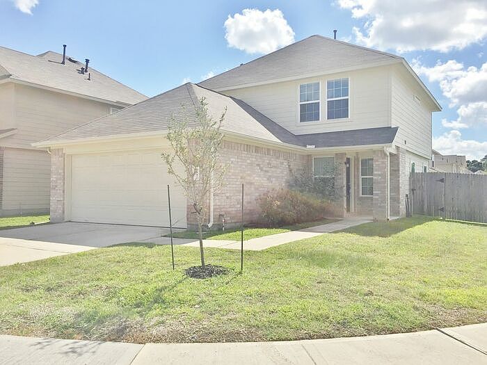1st image of 727 N Ella Creek Dr