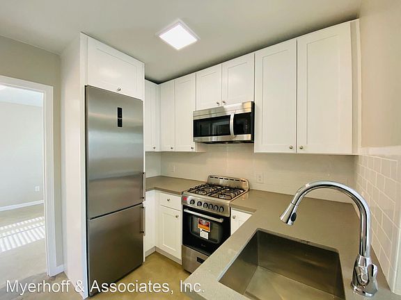 2nd image of 500 23rd Ave #500