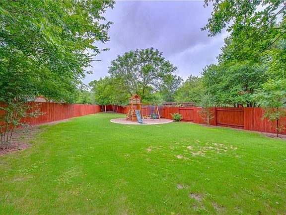 5th image of 2313 Amur Dr #B10