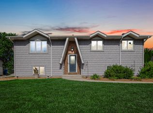 718 Christy Ln, Schererville, IN 46375