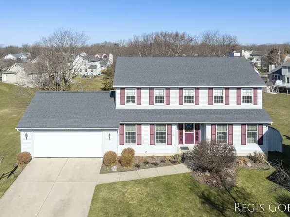 2247 Old Dominion Ct SE, Kentwood, MI 49508