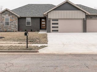 928 W Audrey St, Republic, MO 65738