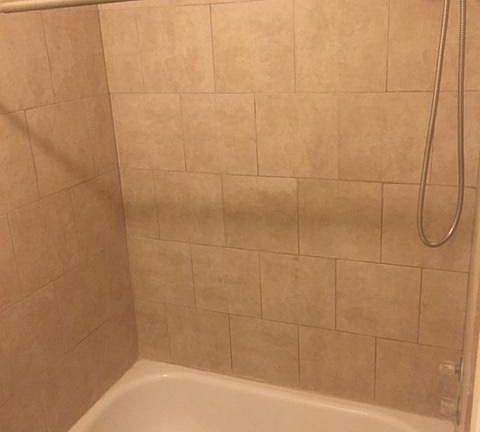 Full size bath